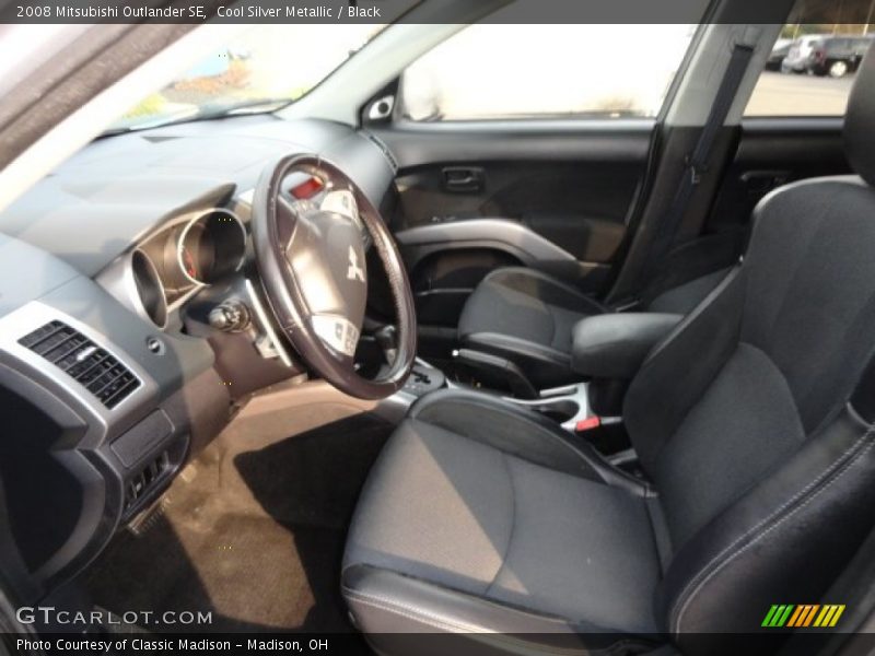 Cool Silver Metallic / Black 2008 Mitsubishi Outlander SE