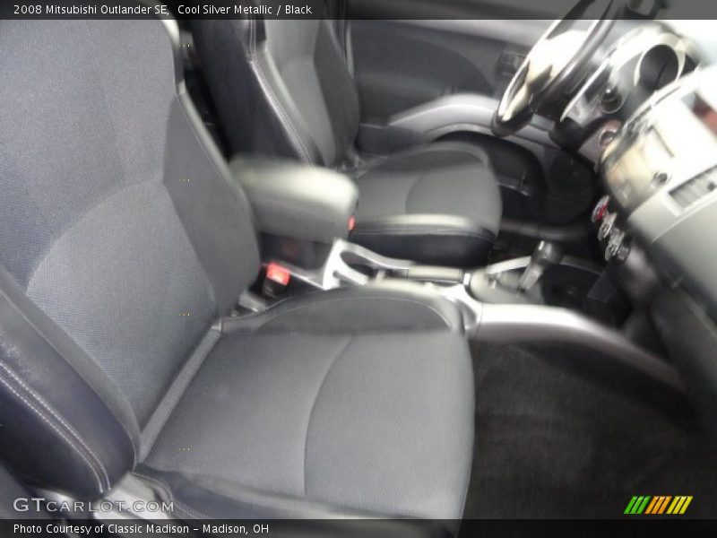 Cool Silver Metallic / Black 2008 Mitsubishi Outlander SE