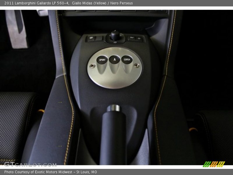 Giallo Midas (Yellow) / Nero Perseus 2011 Lamborghini Gallardo LP 560-4
