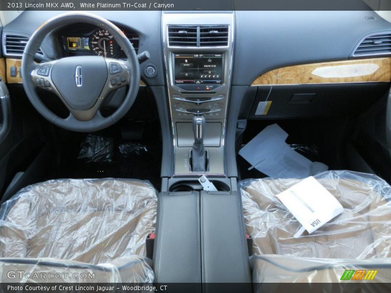 White Platinum Tri-Coat / Canyon 2013 Lincoln MKX AWD