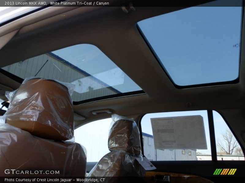 White Platinum Tri-Coat / Canyon 2013 Lincoln MKX AWD