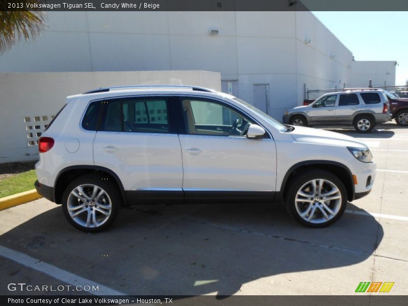 Candy White / Beige 2013 Volkswagen Tiguan SEL