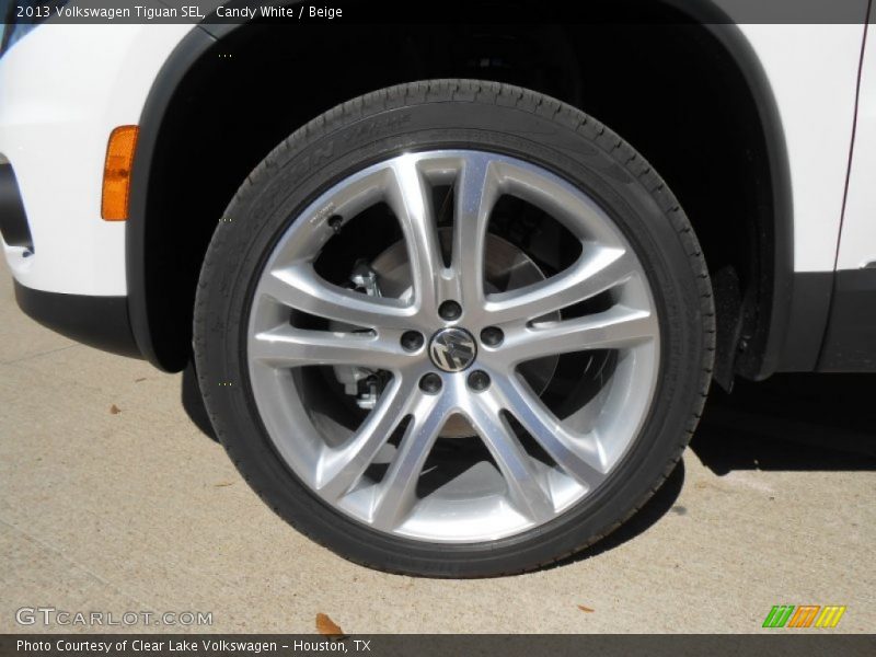 Candy White / Beige 2013 Volkswagen Tiguan SEL