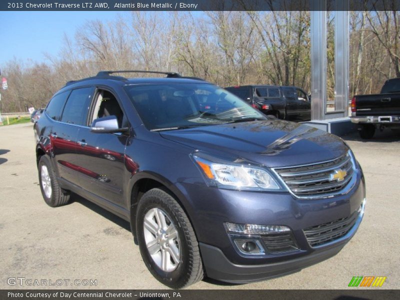 Front 3/4 View of 2013 Traverse LTZ AWD