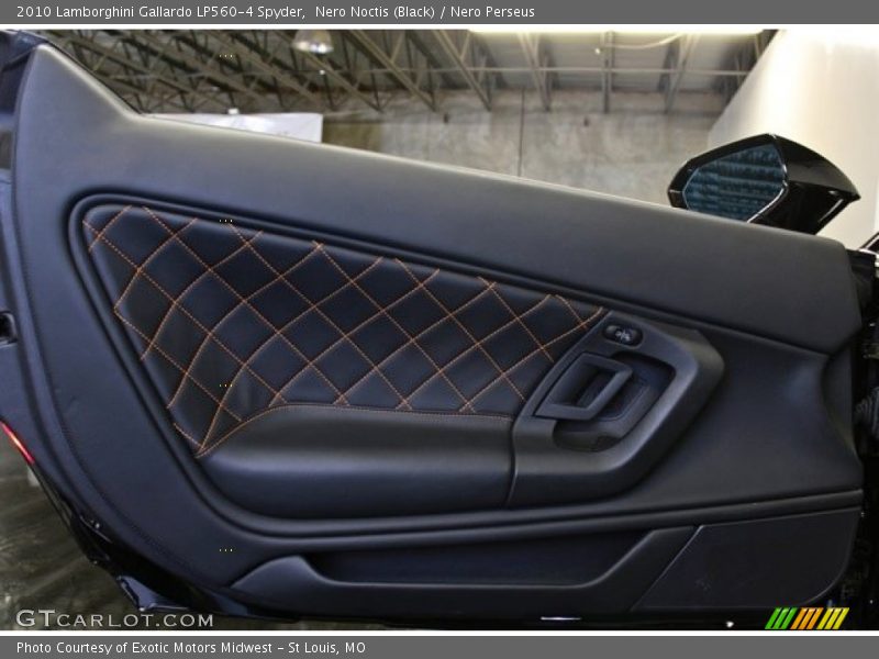 Door Panel of 2010 Gallardo LP560-4 Spyder