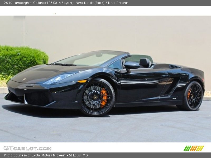 Front 3/4 View of 2010 Gallardo LP560-4 Spyder