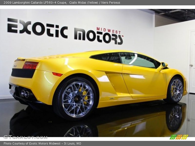 Giallo Midas (Yellow) / Nero Perseus 2009 Lamborghini Gallardo LP560-4 Coupe