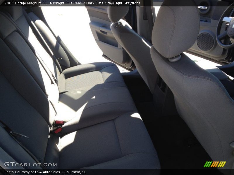 Midnight Blue Pearl / Dark Slate Gray/Light Graystone 2005 Dodge Magnum SE