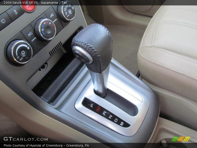 Aquamarine / Tan 2009 Saturn VUE XR V6