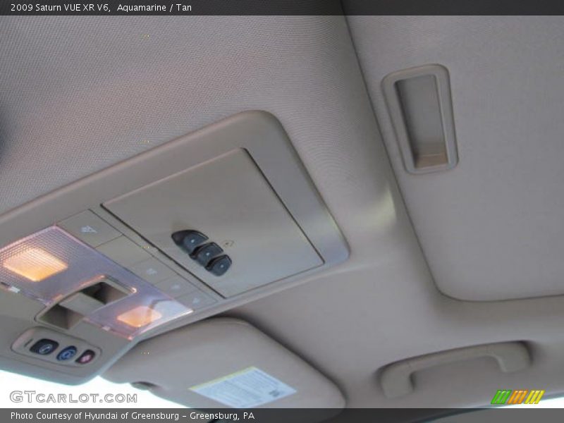 Aquamarine / Tan 2009 Saturn VUE XR V6