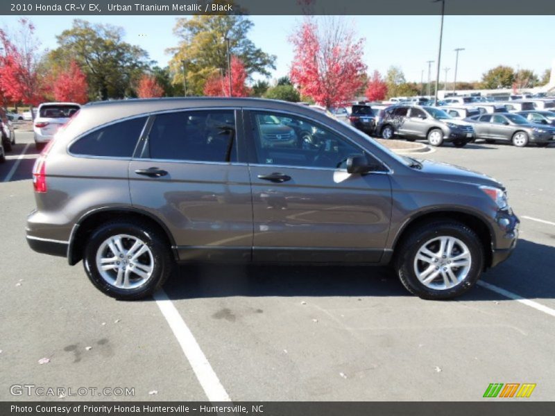Urban Titanium Metallic / Black 2010 Honda CR-V EX