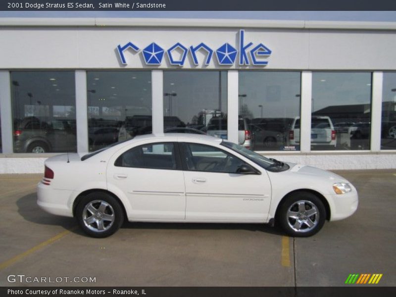 Satin White / Sandstone 2001 Dodge Stratus ES Sedan