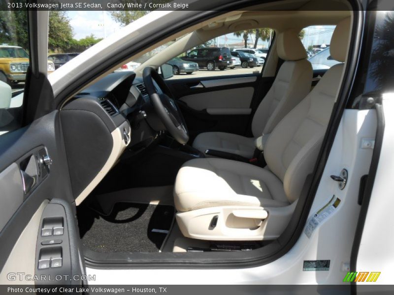 Candy White / Cornsilk Beige 2013 Volkswagen Jetta SE Sedan