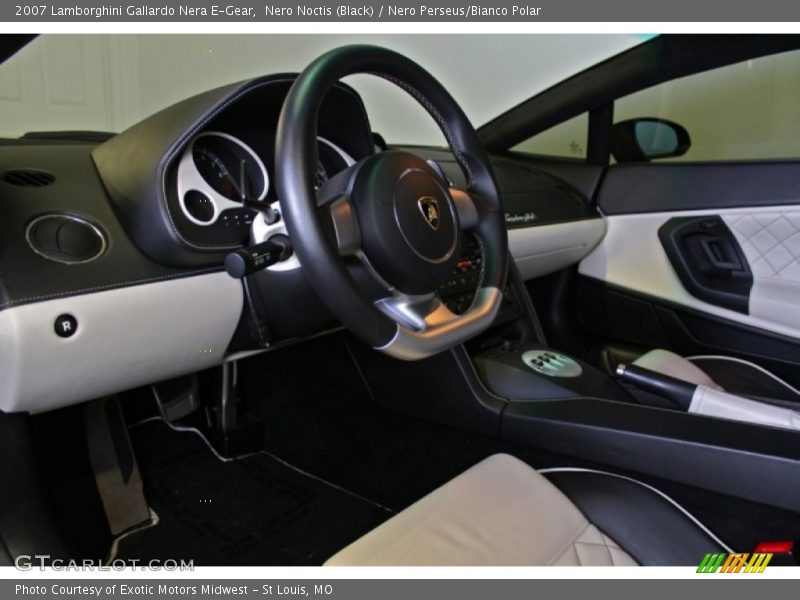  2007 Gallardo Nera E-Gear Nero Perseus/Bianco Polar Interior