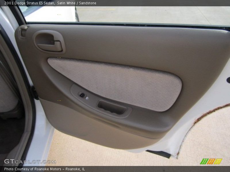 Satin White / Sandstone 2001 Dodge Stratus ES Sedan