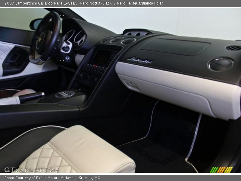 Dashboard of 2007 Gallardo Nera E-Gear