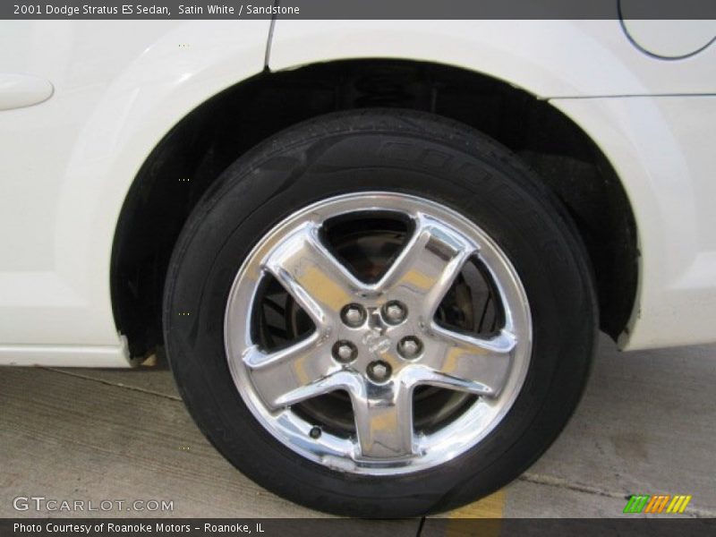 Satin White / Sandstone 2001 Dodge Stratus ES Sedan