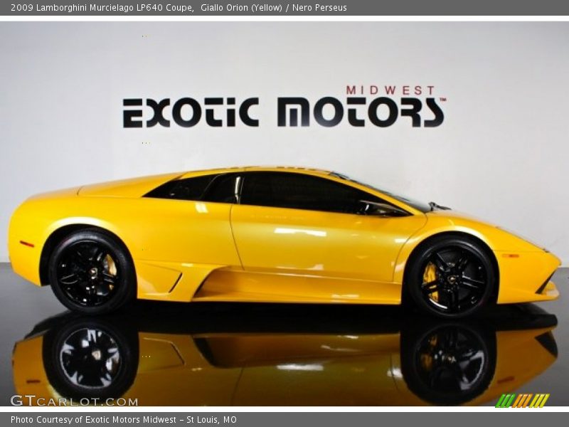 Giallo Orion (Yellow) / Nero Perseus 2009 Lamborghini Murcielago LP640 Coupe