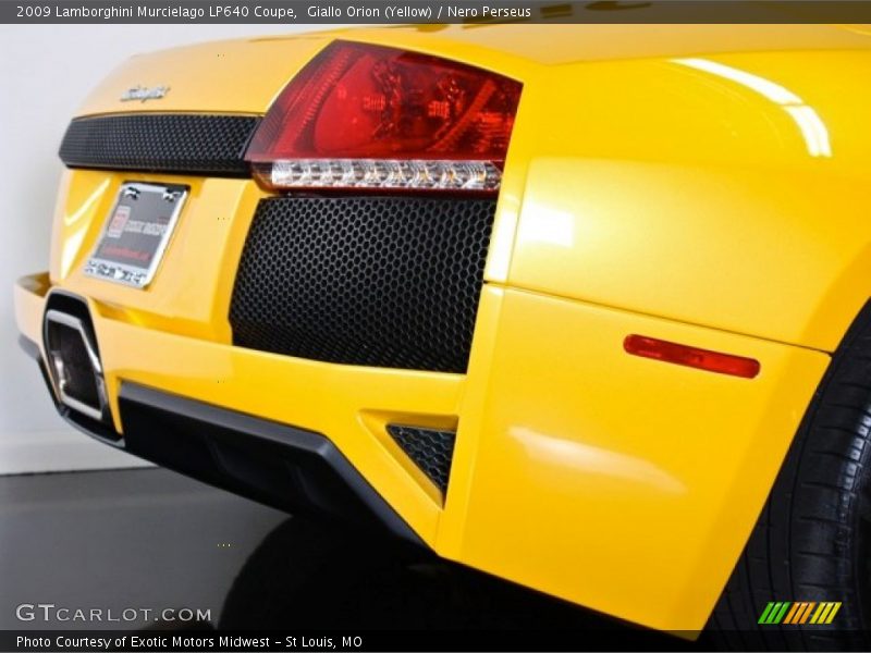 Giallo Orion (Yellow) / Nero Perseus 2009 Lamborghini Murcielago LP640 Coupe