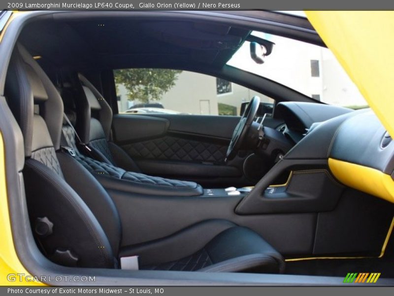  2009 Murcielago LP640 Coupe Nero Perseus Interior