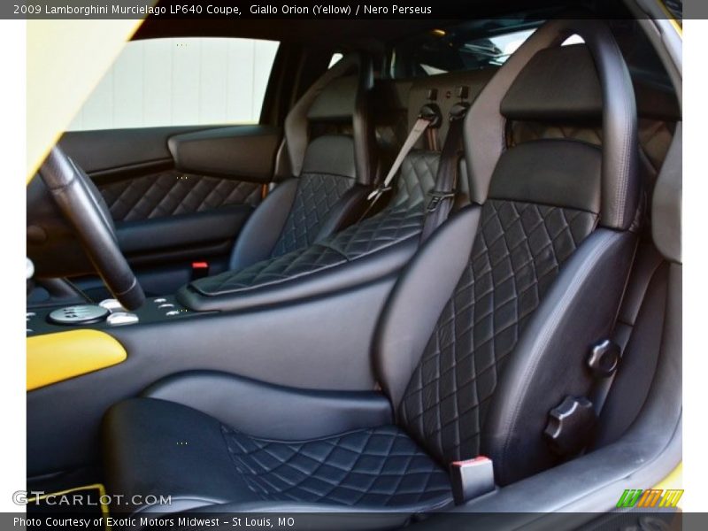 Front Seat of 2009 Murcielago LP640 Coupe