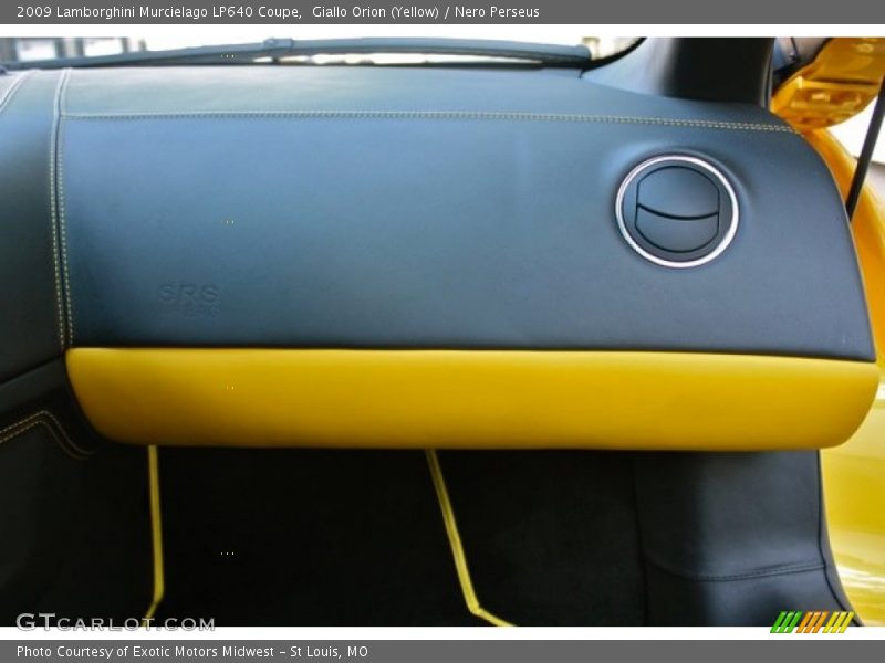 Giallo Orion (Yellow) / Nero Perseus 2009 Lamborghini Murcielago LP640 Coupe