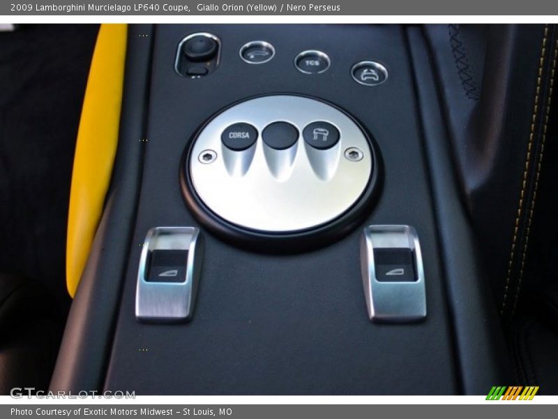 Controls of 2009 Murcielago LP640 Coupe