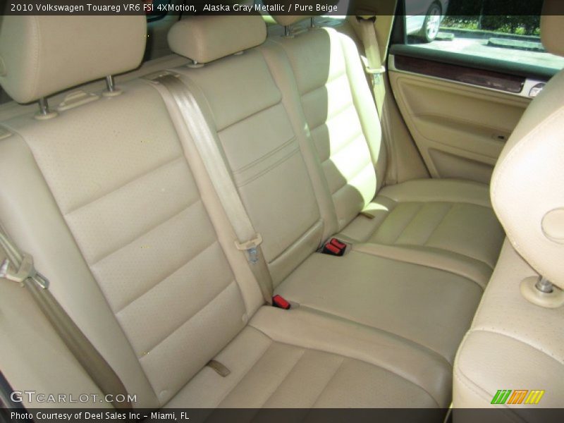 Alaska Gray Metallic / Pure Beige 2010 Volkswagen Touareg VR6 FSI 4XMotion