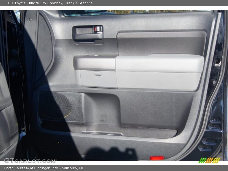 Black / Graphite 2013 Toyota Tundra SR5 CrewMax