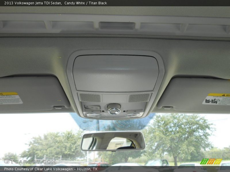 Candy White / Titan Black 2013 Volkswagen Jetta TDI Sedan