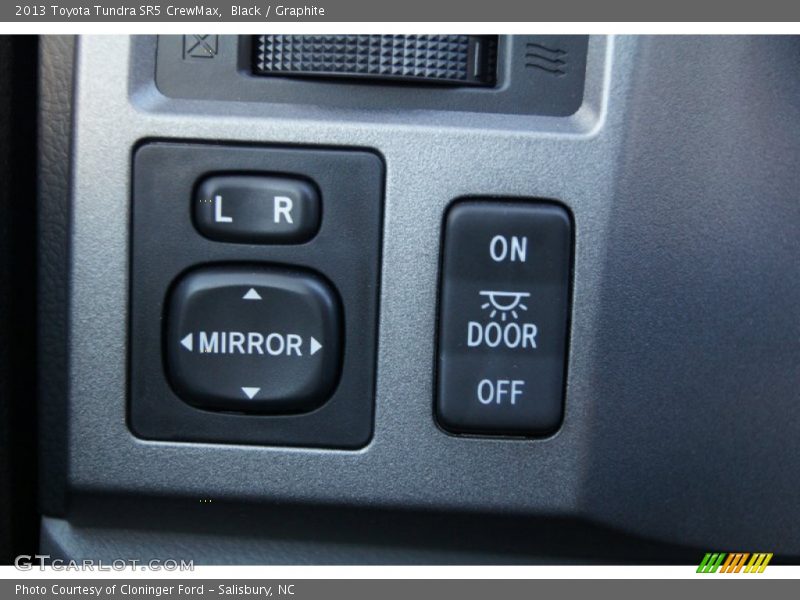 Black / Graphite 2013 Toyota Tundra SR5 CrewMax