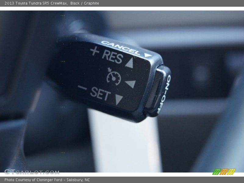 Black / Graphite 2013 Toyota Tundra SR5 CrewMax