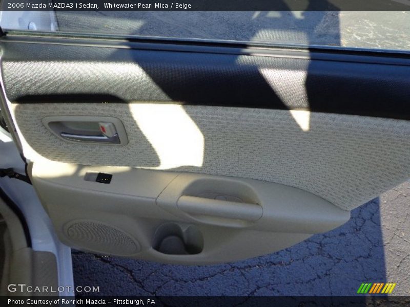 Whitewater Pearl Mica / Beige 2006 Mazda MAZDA3 i Sedan