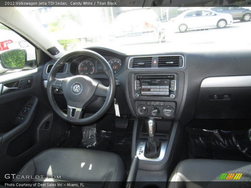 Candy White / Titan Black 2012 Volkswagen Jetta TDI Sedan