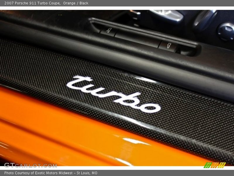  2007 911 Turbo Coupe Logo