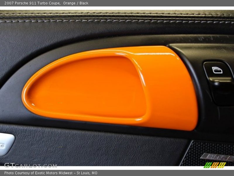 Door Pull - 2007 Porsche 911 Turbo Coupe