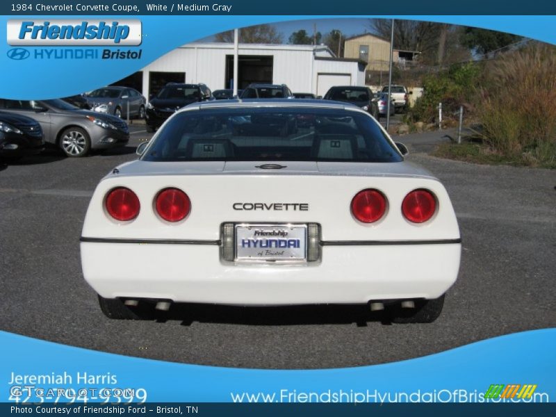 White / Medium Gray 1984 Chevrolet Corvette Coupe