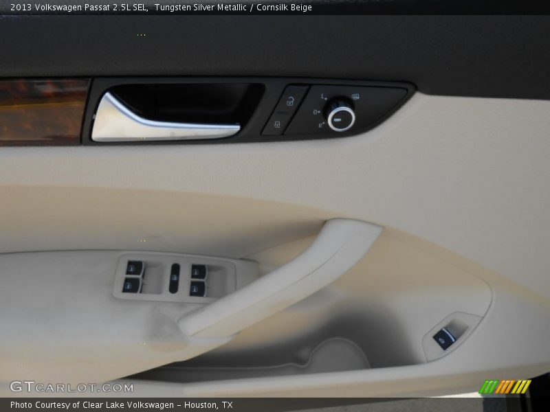 Tungsten Silver Metallic / Cornsilk Beige 2013 Volkswagen Passat 2.5L SEL