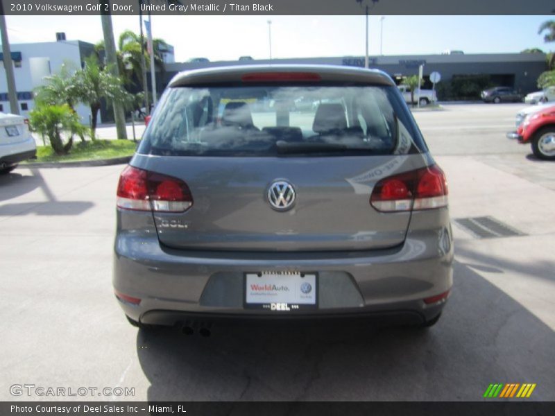 United Gray Metallic / Titan Black 2010 Volkswagen Golf 2 Door