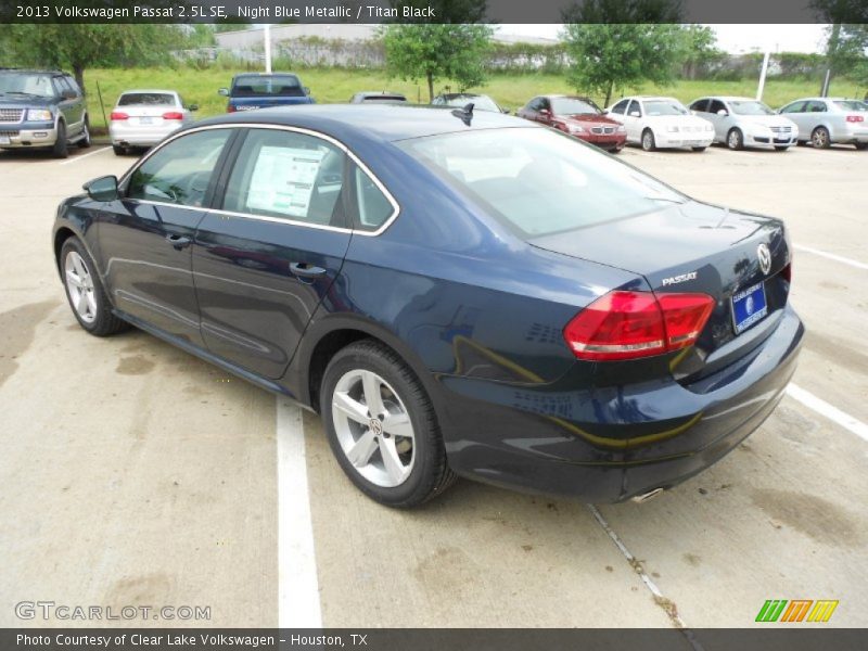 Night Blue Metallic / Titan Black 2013 Volkswagen Passat 2.5L SE