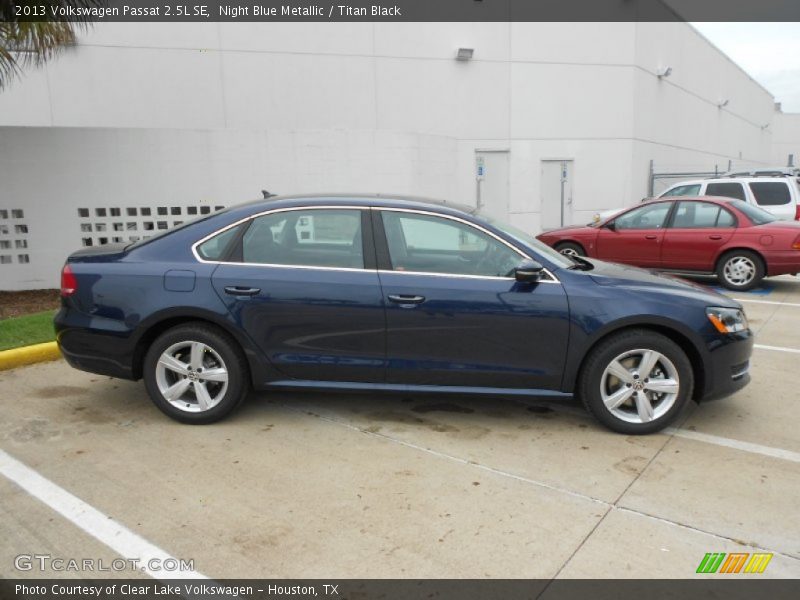 Night Blue Metallic / Titan Black 2013 Volkswagen Passat 2.5L SE