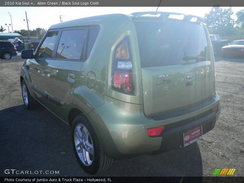 Alien Green / Black Soul Logo Cloth 2010 Kia Soul +