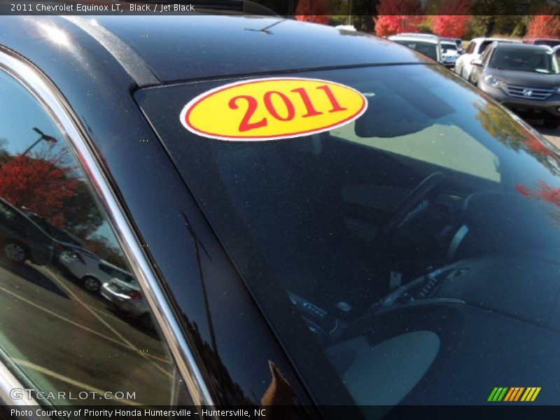 Black / Jet Black 2011 Chevrolet Equinox LT