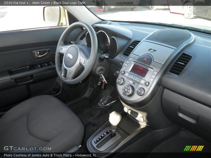Alien Green / Black Soul Logo Cloth 2010 Kia Soul +