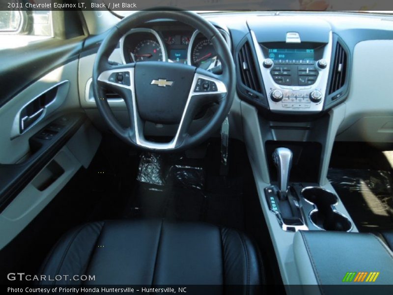 Black / Jet Black 2011 Chevrolet Equinox LT