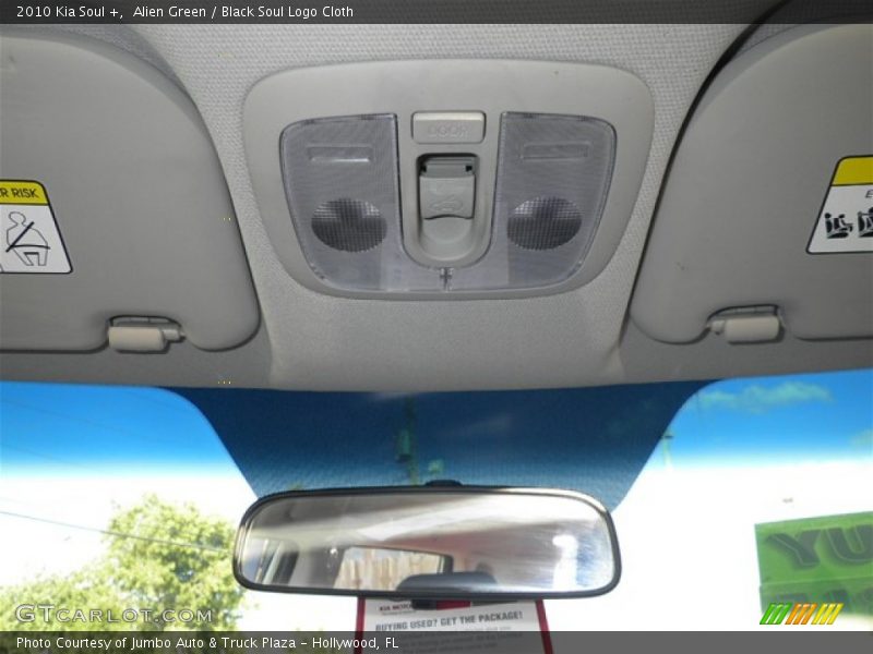 Alien Green / Black Soul Logo Cloth 2010 Kia Soul +