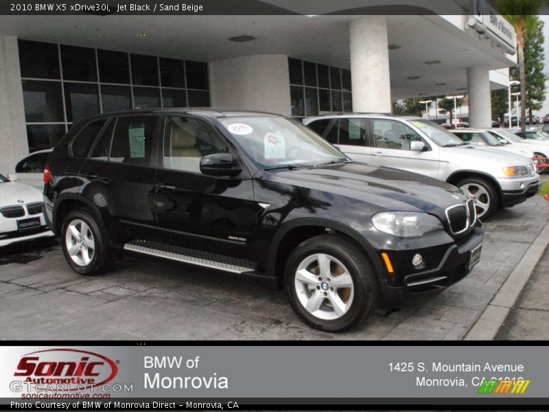 Jet Black / Sand Beige 2010 BMW X5 xDrive30i