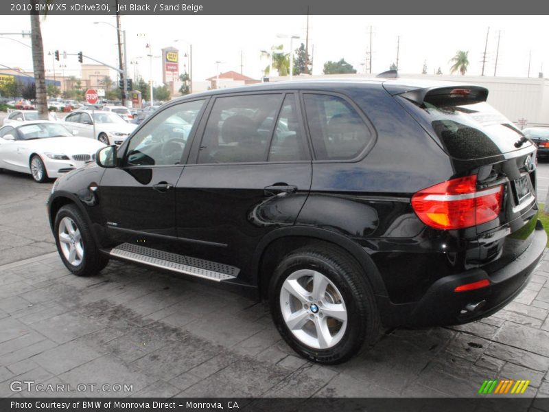 Jet Black / Sand Beige 2010 BMW X5 xDrive30i