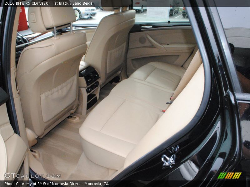 Jet Black / Sand Beige 2010 BMW X5 xDrive30i