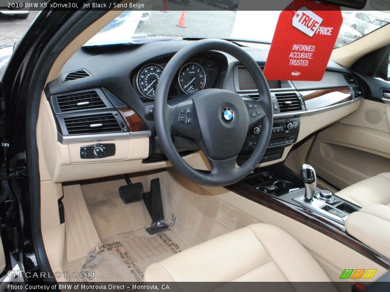 Jet Black / Sand Beige 2010 BMW X5 xDrive30i